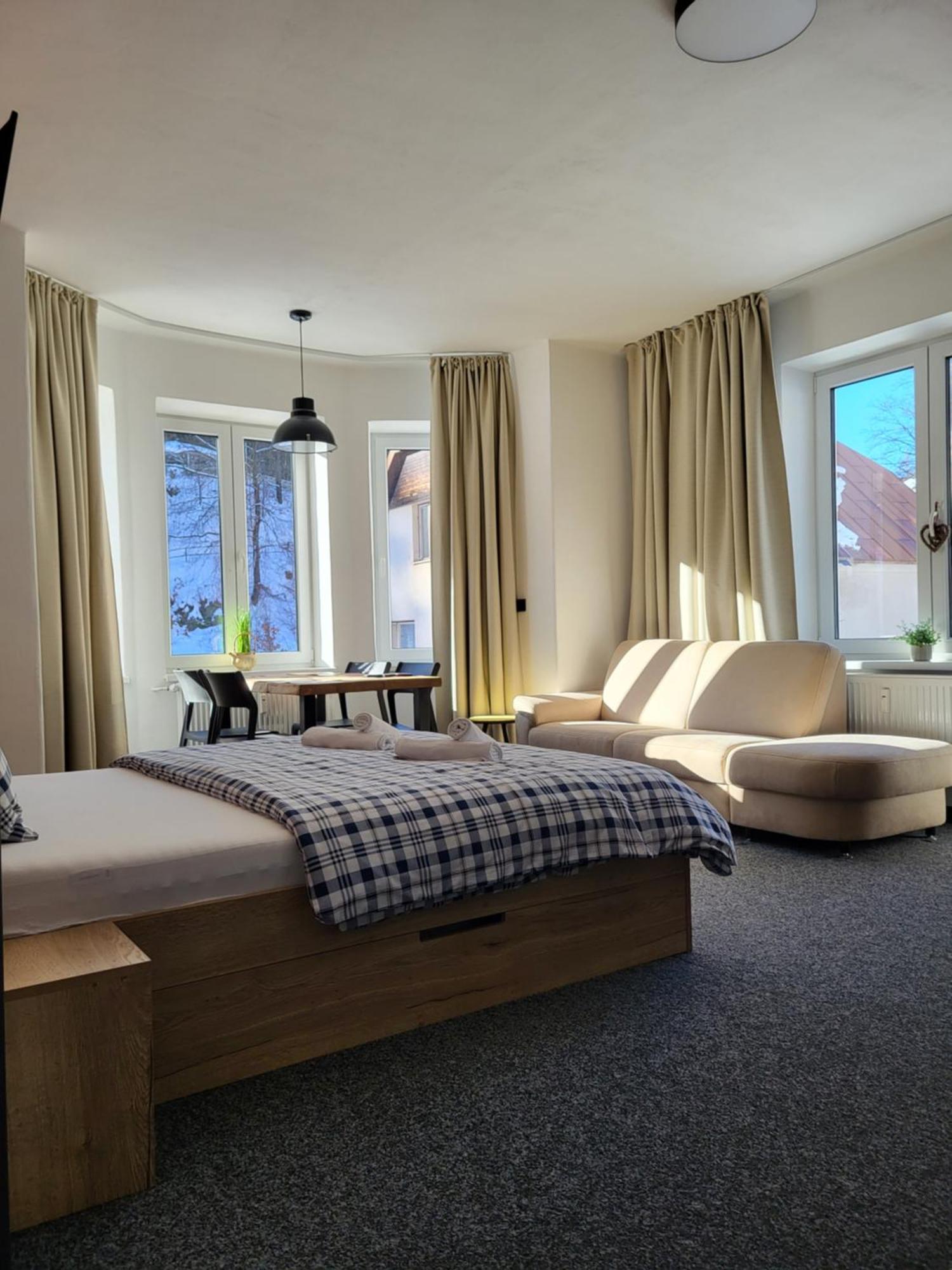 Apartmany Svaty Mikulas Янске-Лазне Екстер'єр фото